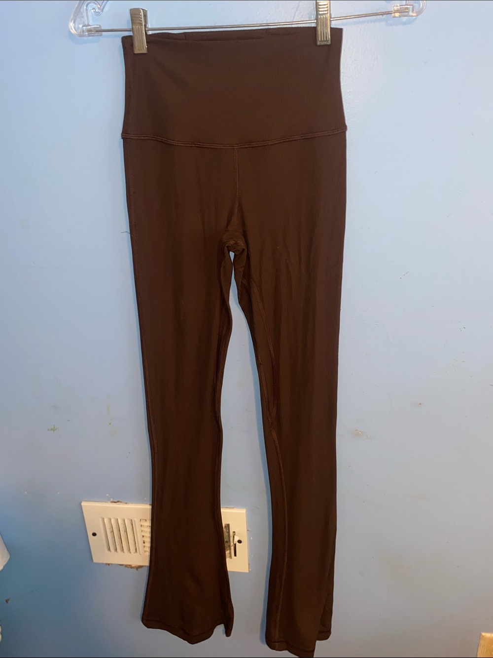 Lululemon brown mini flare leggings sz 2 gently used new without tag